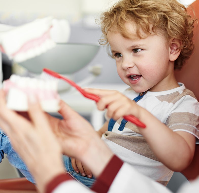 What Is a Children's Dentist See Me Smile Dental Oxnard CA